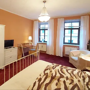 City-ferienwohnungen-dresden - Zentral Gelegen Im Haus Louisenstrasse 11 - Dresden-neustadt Dresden